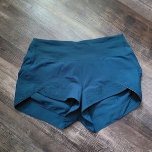 Lululemon Motionful Shorts Nile Blue Size 4